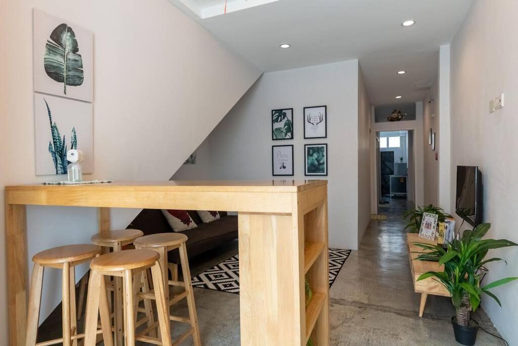 New Granny Cozy House Georgetown 2-6Pax Vila Exterior foto
