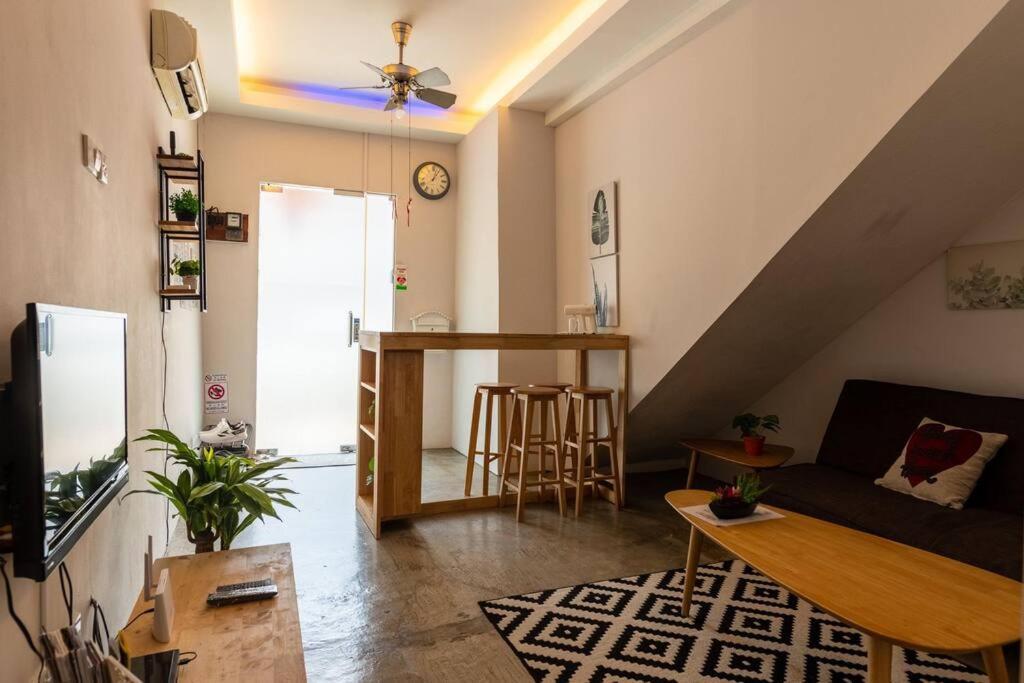 New Granny Cozy House Georgetown 2-6Pax Vila Exterior foto
